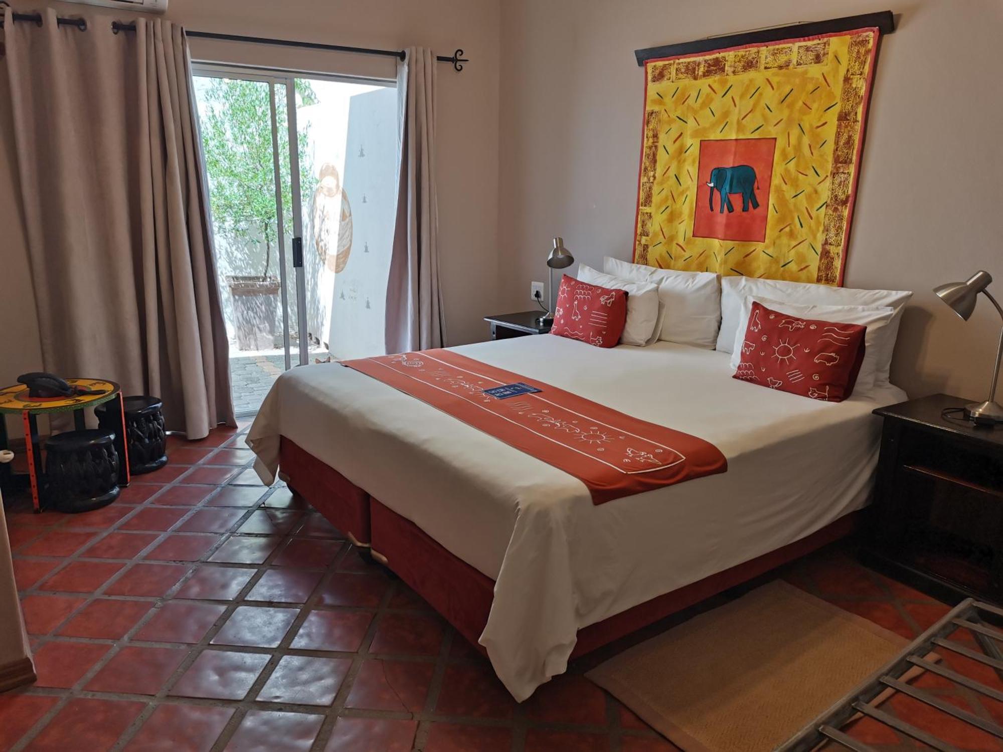 Londiningi Guesthouse Windhoek Extérieur photo